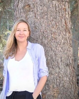 Vaya Counselling and Psychotherapy profile image